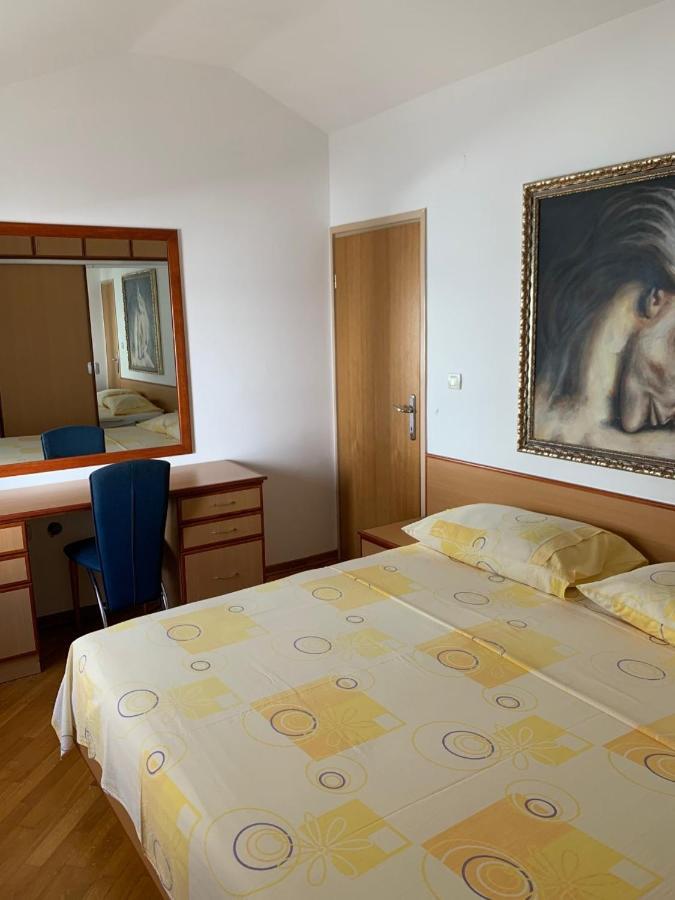 Apartments Epicentar Centar Baška Voda エクステリア 写真